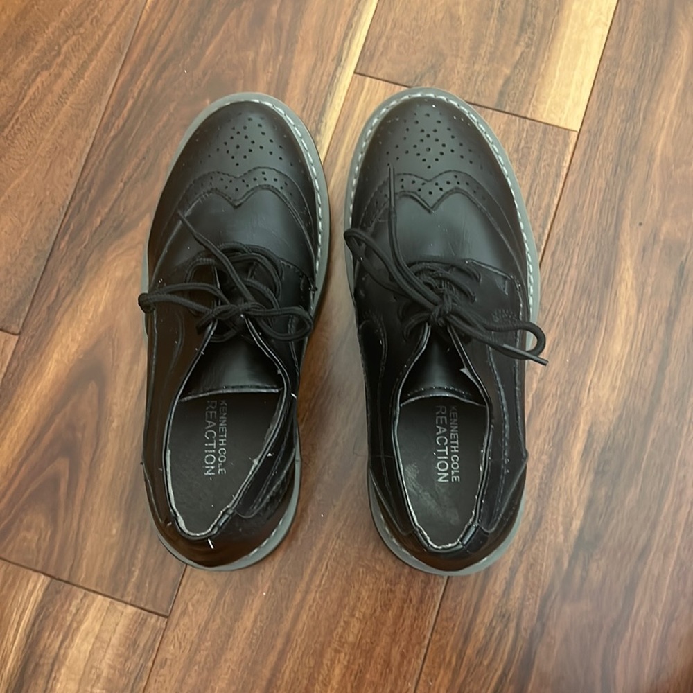 Kenneth Cole Reaction size 13